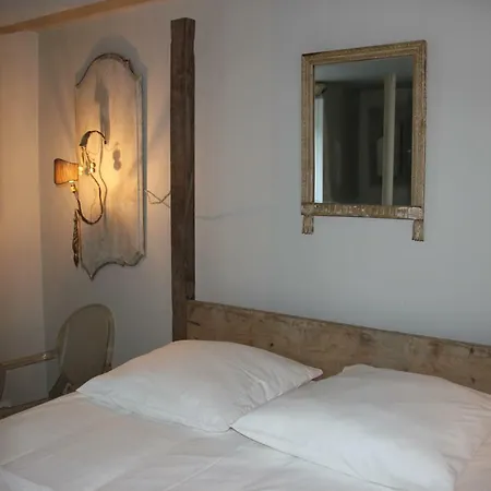 Oda ve Kahvaltı Le Clos De Rudignon *
