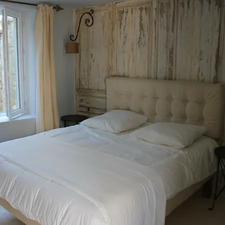 Le Clos De Rudignon Bed & Breakfast *